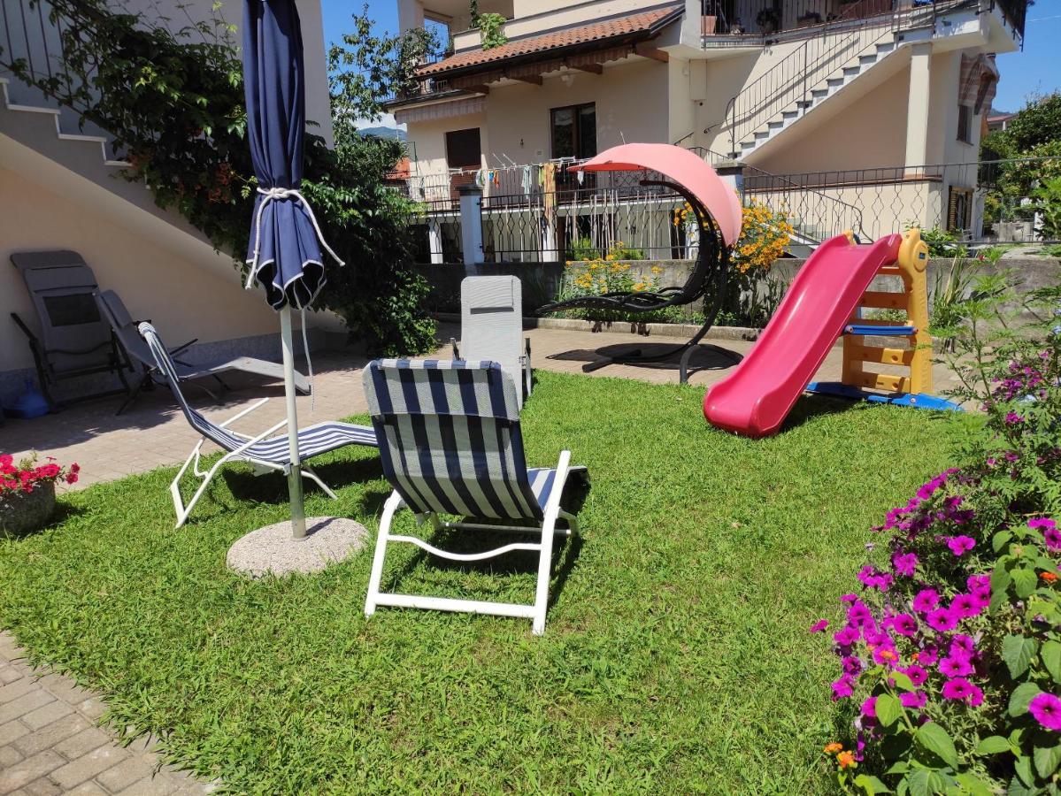 Il Nido Del Merlo Parcheggio E Giardino Verbania Extérieur photo