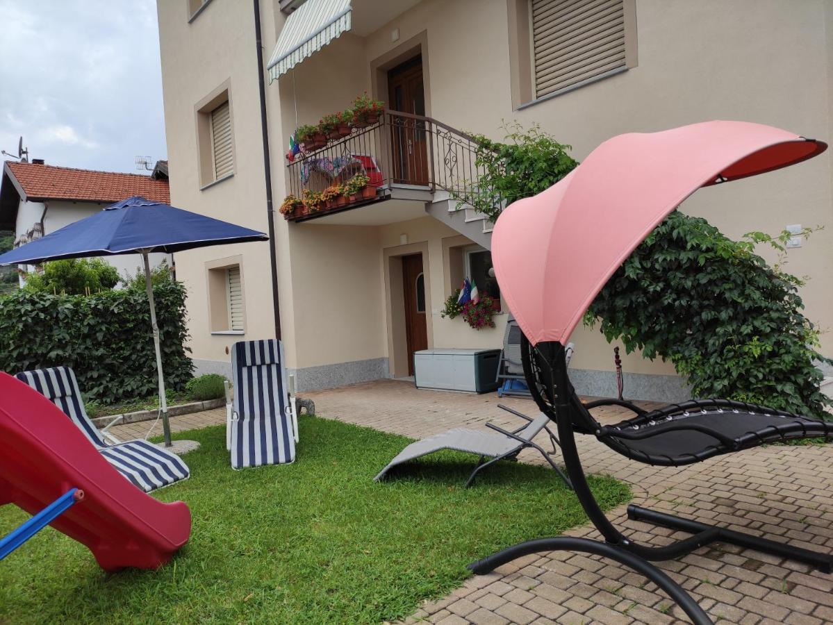 Il Nido Del Merlo Parcheggio E Giardino Verbania Extérieur photo